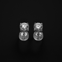 エメラルドカット ラボグロウンダイヤモンドピアス