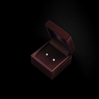 エメラルドカット ラボグロウンダイヤモンドピアス