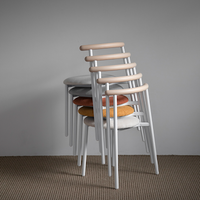 BOW CHAIR