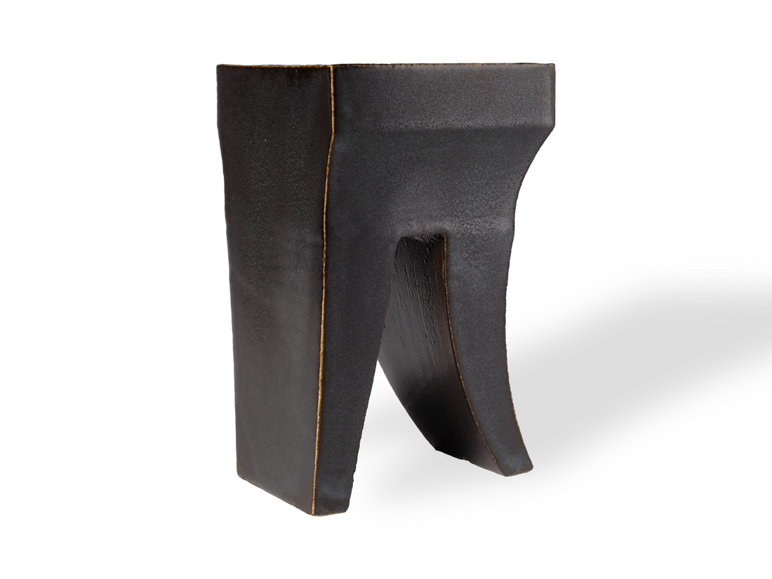 霽月・Seigetsu / グラファイトブラック（植木鉢 / Plant pot）