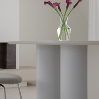 SILHOUETTE OVAL TABLE