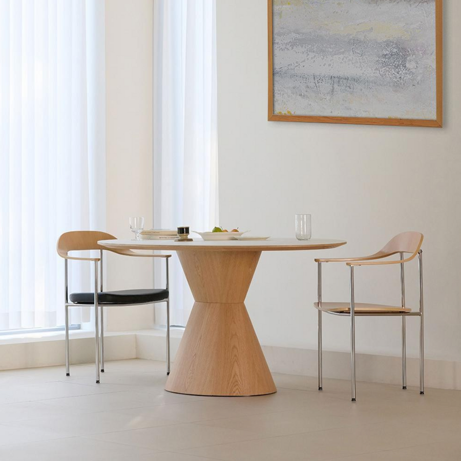 Flare Oval Table