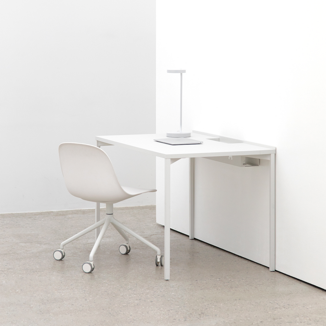 LEFF DESK