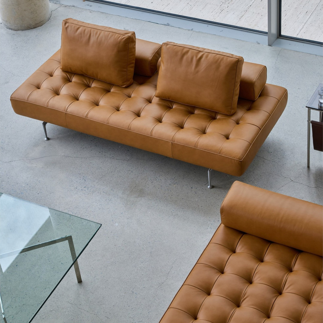 Otium Daybed Sofa - Leather