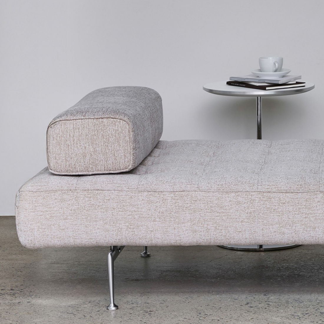 Otium Daybed Sofa - Fabric